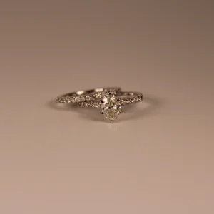 110 10125 Oval Bridal Set