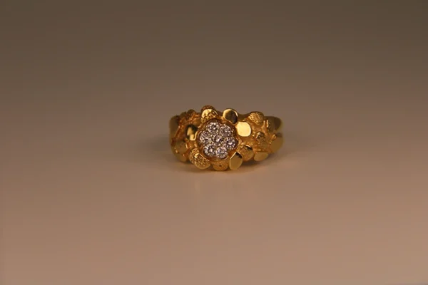 190 10022 Nugget Dia Gents Ring