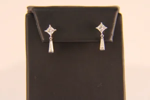 209 10016 Dia Dangle Earrings