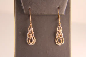 240 10008 Rose & Champ Dia Dangles