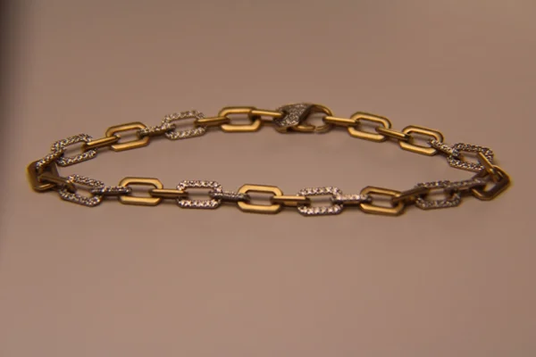 325 10010 Matte Gold And Dia Link