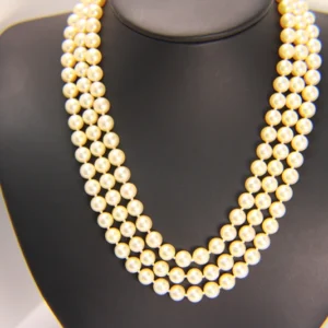 490 10013 3 Strand Akoya Pearls