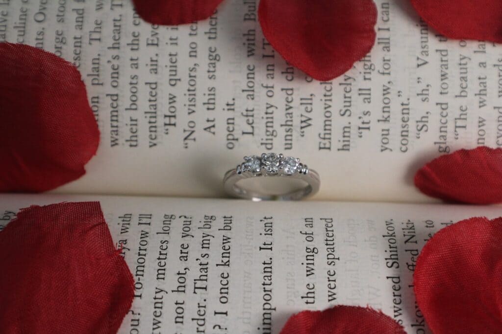 14KW 3-Stone Diamond Ring