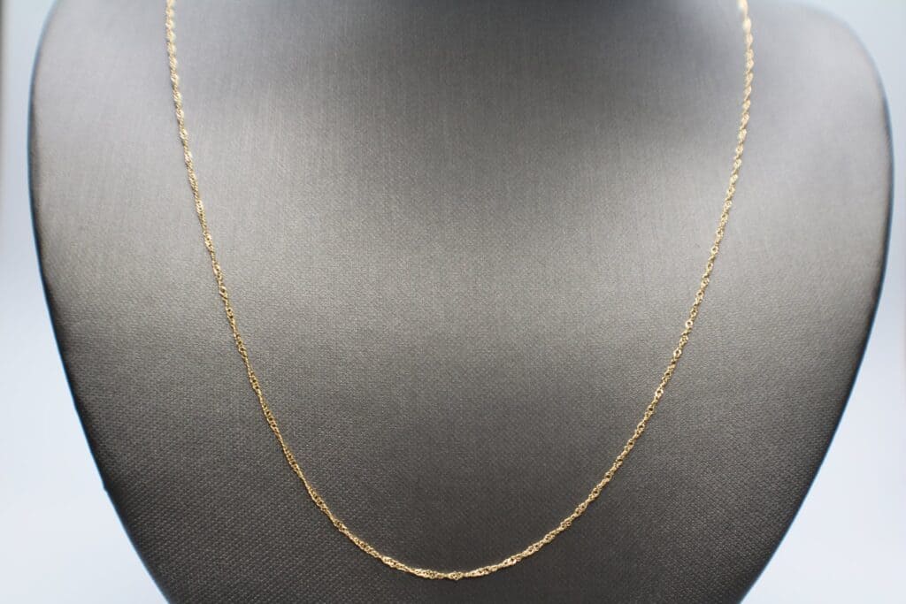 18KY Twisted Curb Chain 21"