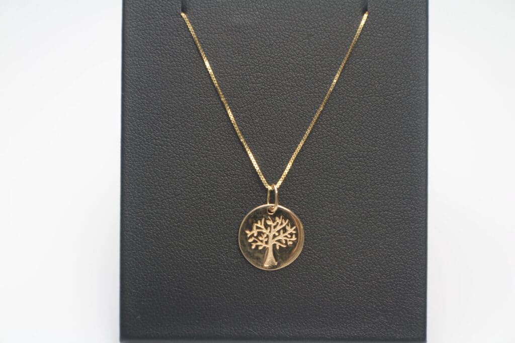 14KY Circle Pendant w/ Engraved Tree on a 14KY Box Chain 16"